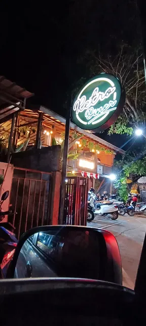Warung Retro