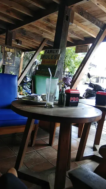 Warung Retro
