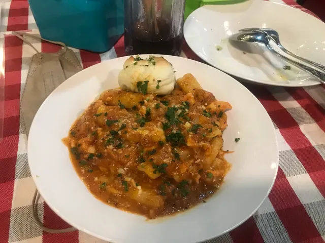 Warung Tomat Pizza and Pasta