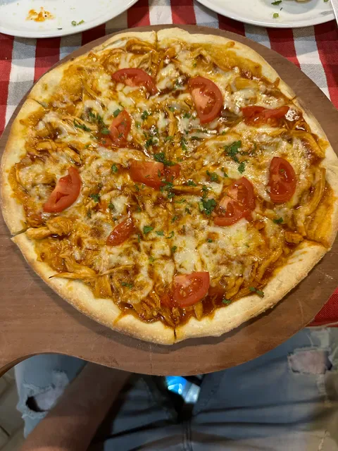 Warung Tomat Pizza and Pasta