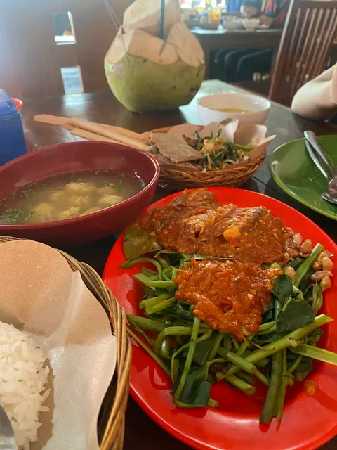 Warung Lesehan Sari Baruna Pasinggahan
