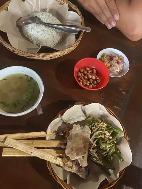 Warung Lesehan Sari Baruna Pasinggahan