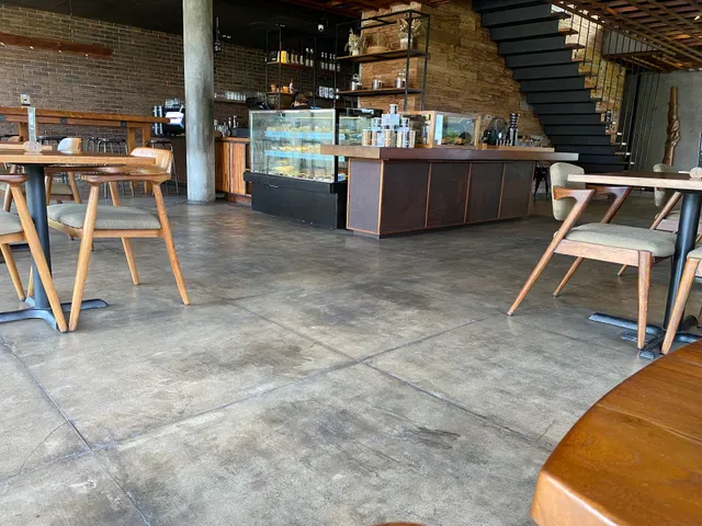 9-11 Cafe