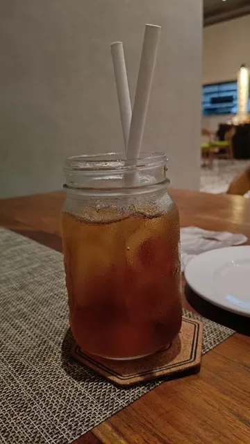 Double Bee Cafe and Resto