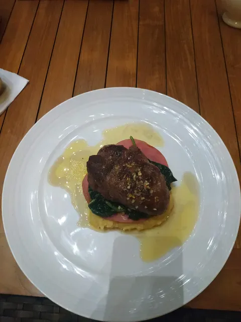 Double Bee Cafe and Resto