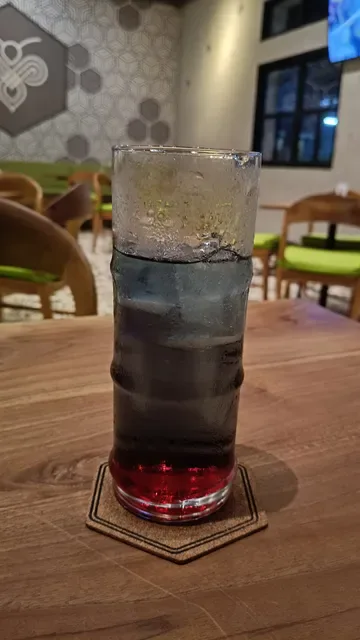 Double Bee Cafe and Resto