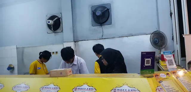 Holand Martabak Terang bulan