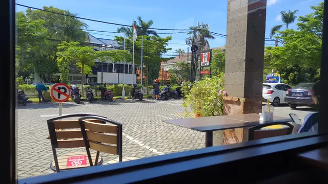 KFC Sudirman