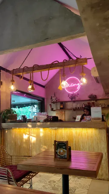 Ming Coffee Eatery and Music
