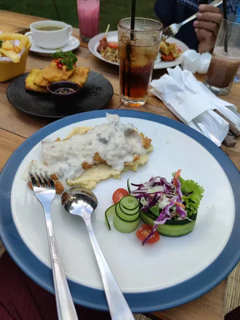 Ming Coffee Eatery and Music