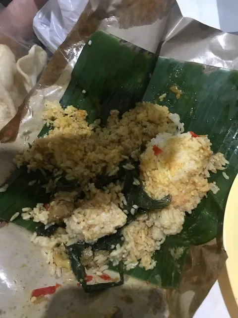 RM. Siang Malam, Masakan Padang