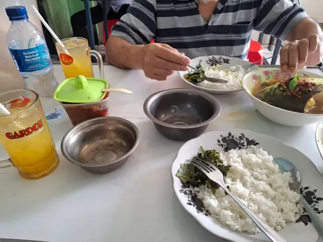 Sup Kepala Ikan Salmon Denpasar