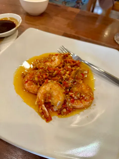 Warung Laota Sunset Road
