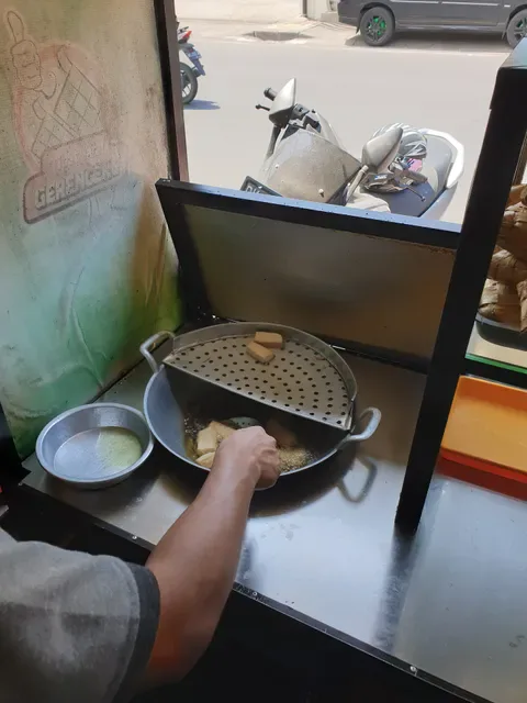 Warung Tipat Tahu Gerenceng