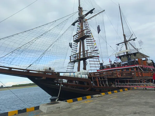 Pirate Dinner Cruise