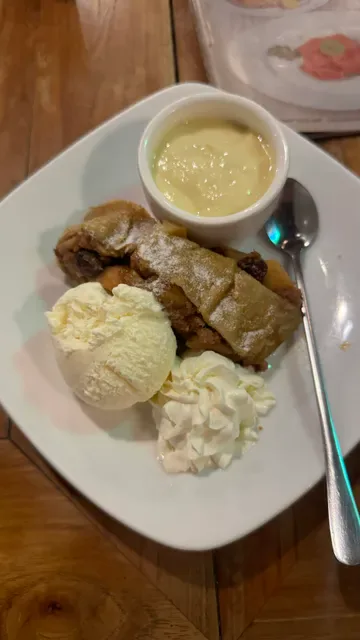 Arena Pub & Restaurant