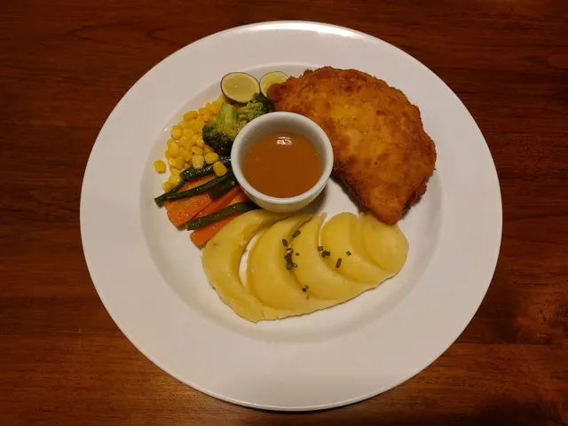 Arena Pub & Restaurant