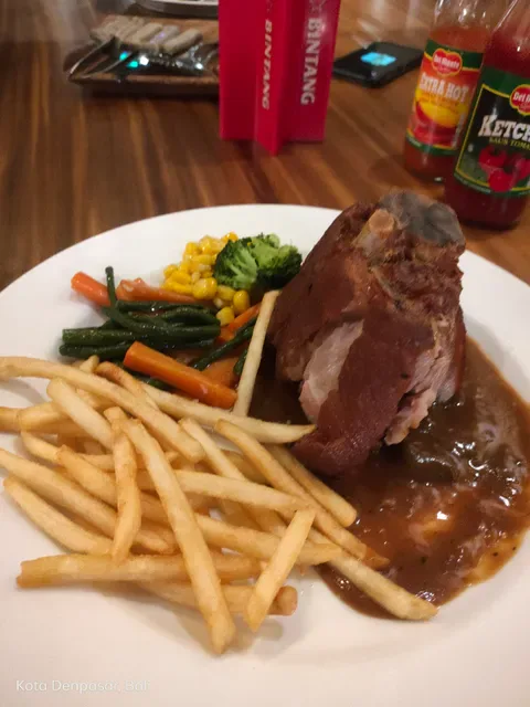 Arena Pub & Restaurant