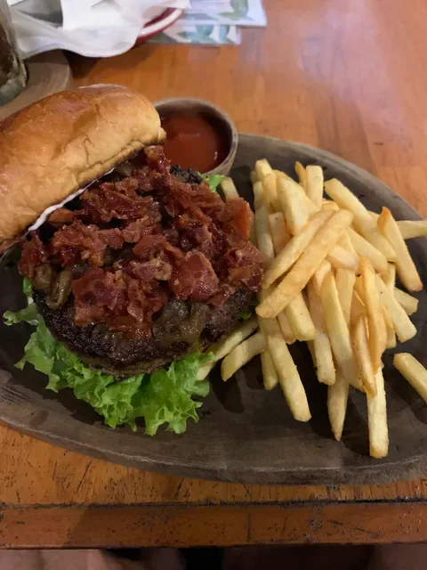 Canvas Cafe