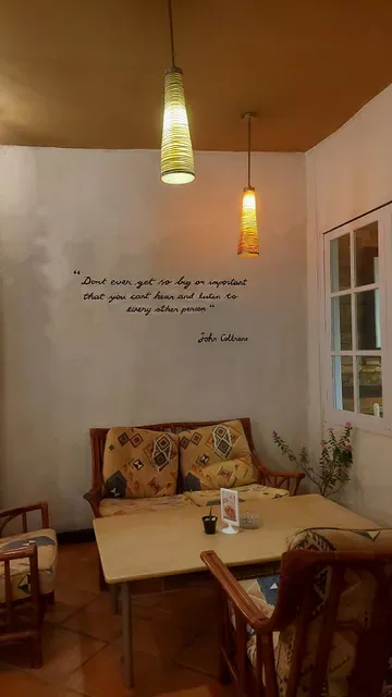 GORO GORO CAFE & KITCHEN