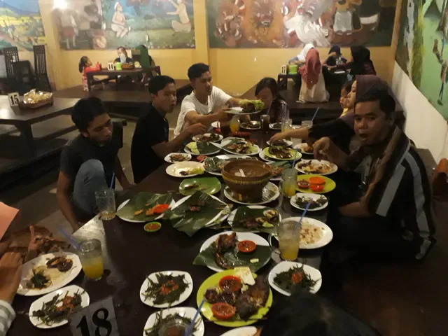 Ikan Bakar dan Goreng Khas Jimbaran