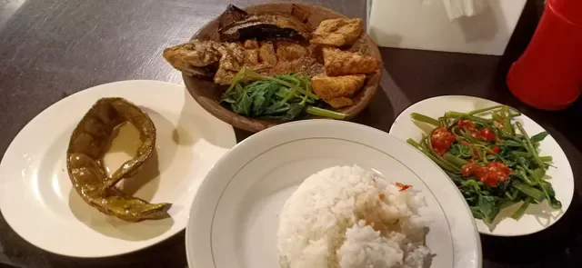 Ikan Bakar dan Goreng Khas Jimbaran