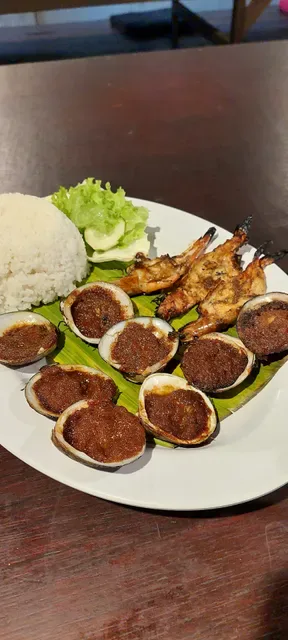 Ikan Bakar dan Goreng Khas Jimbaran