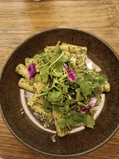 Jhoii Local Eats