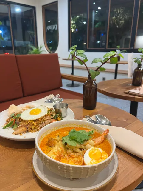 Kaluma Casual Dining & Bar