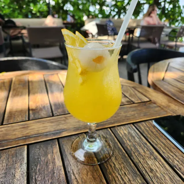 Kayumanis Seaside Restaurant Sanur
