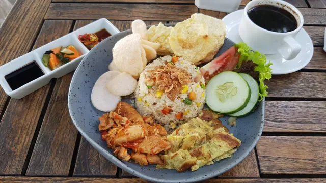 Kayumanis Seaside Restaurant Sanur