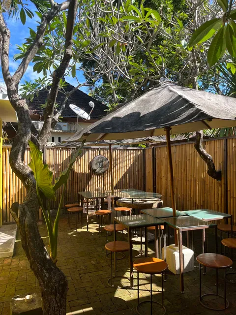 Kopi Kiosk - Coffee Hut