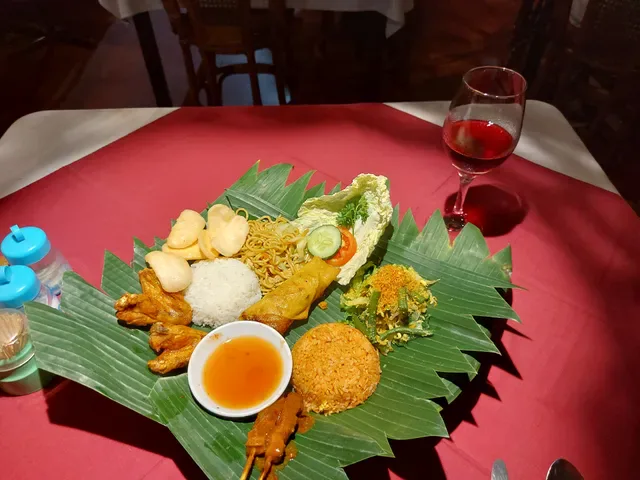 Mades Restaurant