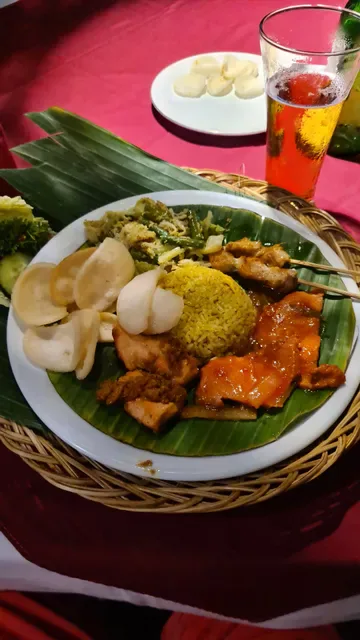 Mades Restaurant