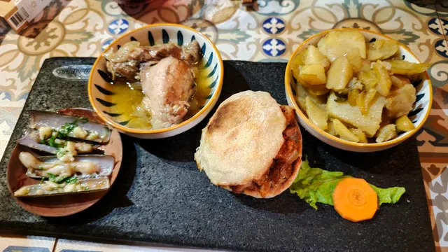 Mama Tapas Trust the Chef Taste the Surprise.