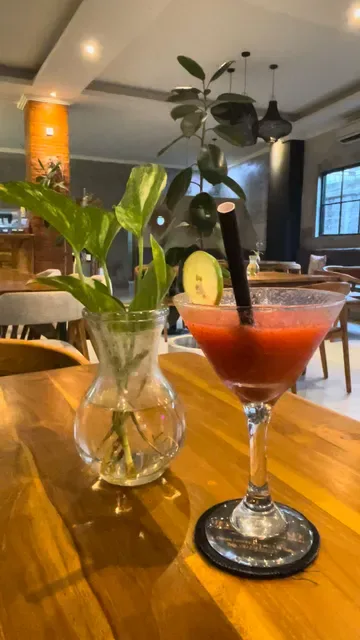 Medin Bali Cafe & Coffee