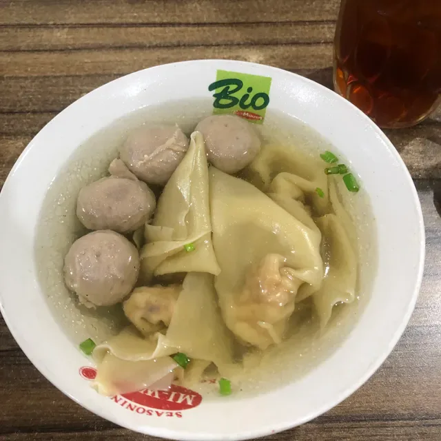 Mie Bandung Sesetan, Cabang Teuku umar