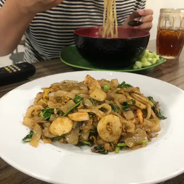 Mie Bandung Sesetan, Cabang Teuku umar