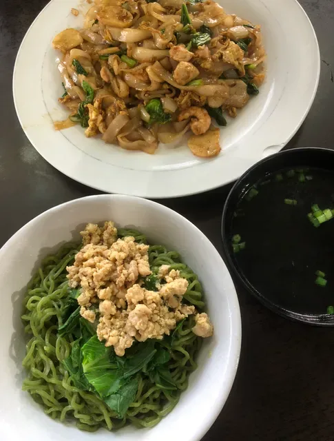 Mie Bandung Sesetan, Cabang Teuku umar