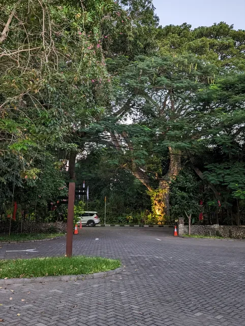 Naga Eight Restaurant