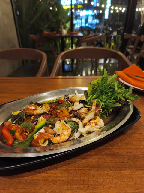 Paed Thai Restaurant Sanur by Wonderspace