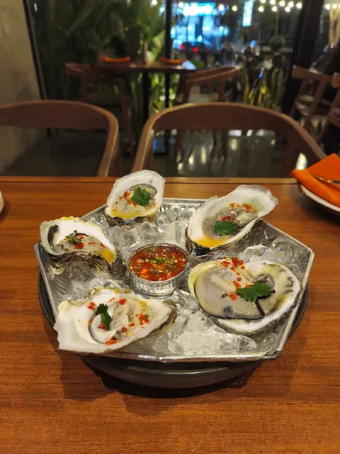 Paed Thai Restaurant Sanur by Wonderspace