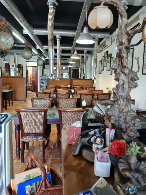 The Grill House Restaurant
