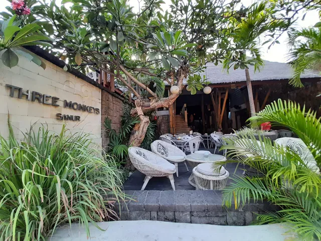 Three Monkeys Sanur