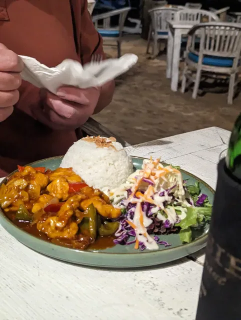 Tootsie Beach Bar & Restaurant