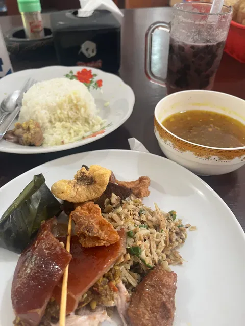 Warung Babi Guling Amerta Sari