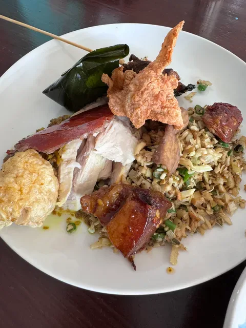 Warung Babi Guling Amerta Sari