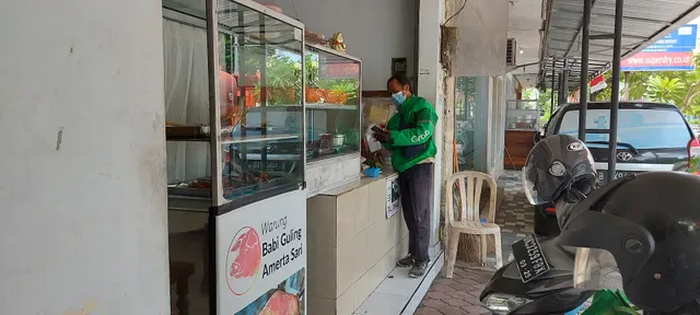 Warung Babi Guling Amerta Sari