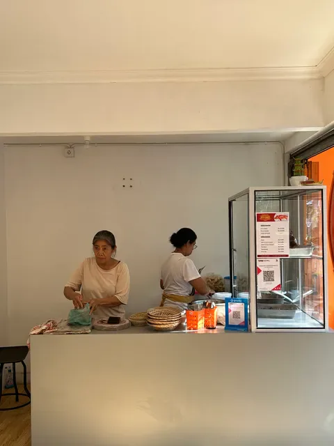 Warung Babi Guling Nyumu