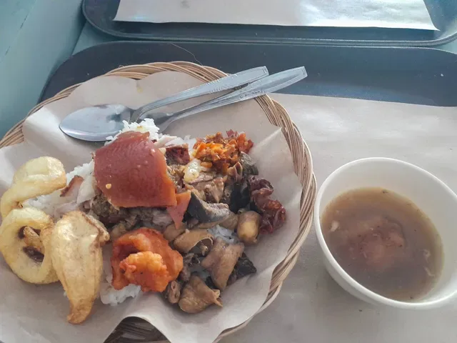 Warung Babi Guling Nyumu
